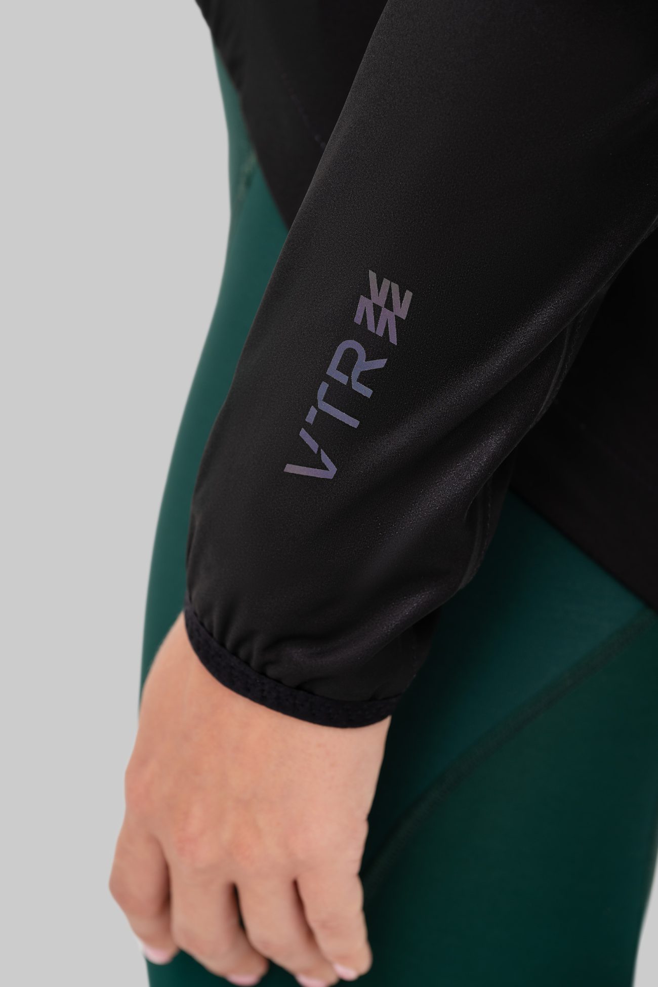 Женская Мембранная Велокуртка Escape Black