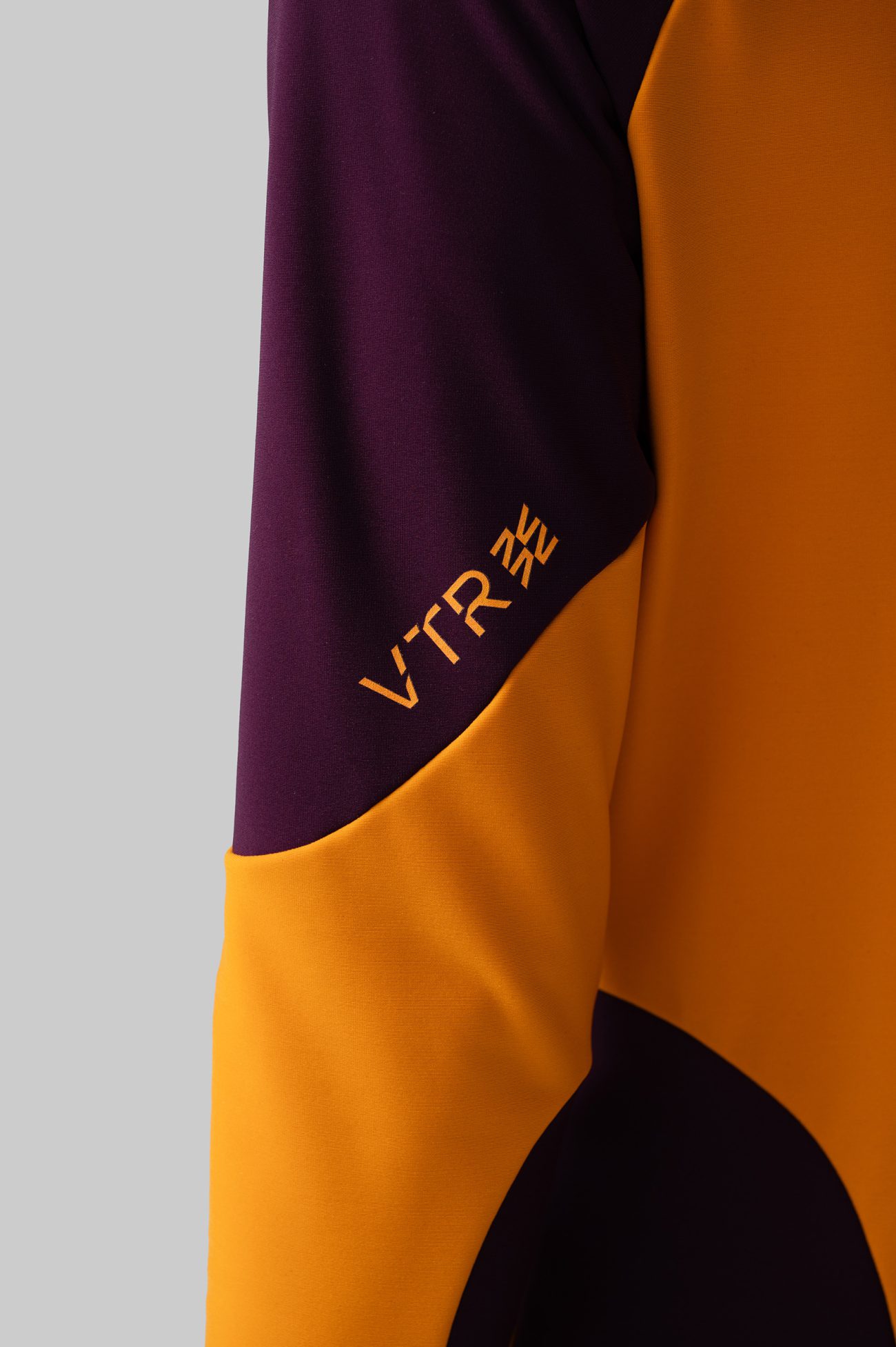 Женский Беговой Утеплённый Лонгслив Practice Goldplum