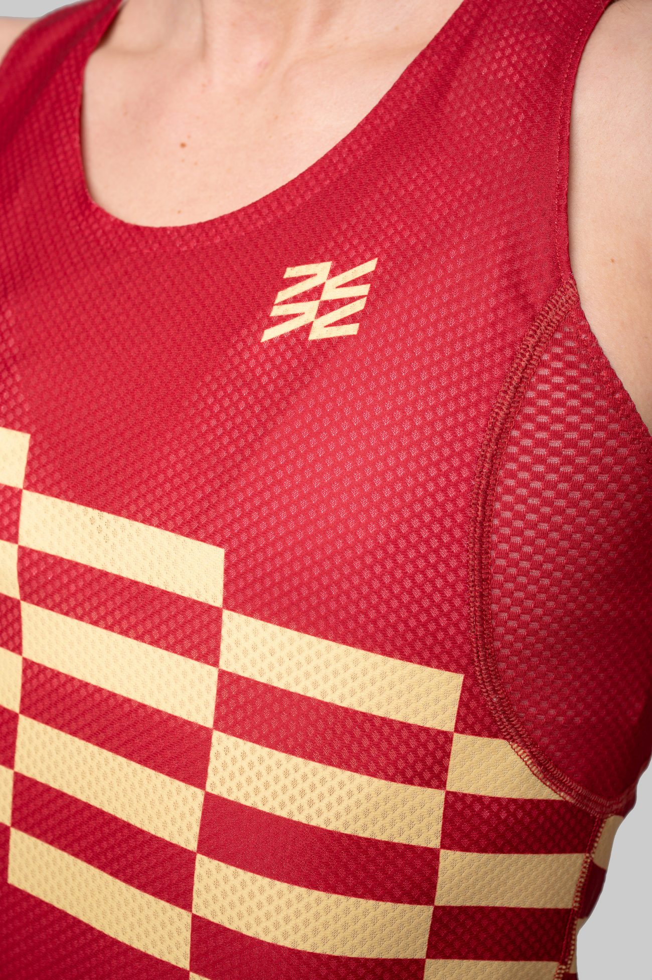 Женская Беговая Майка Performance Relay Maroon