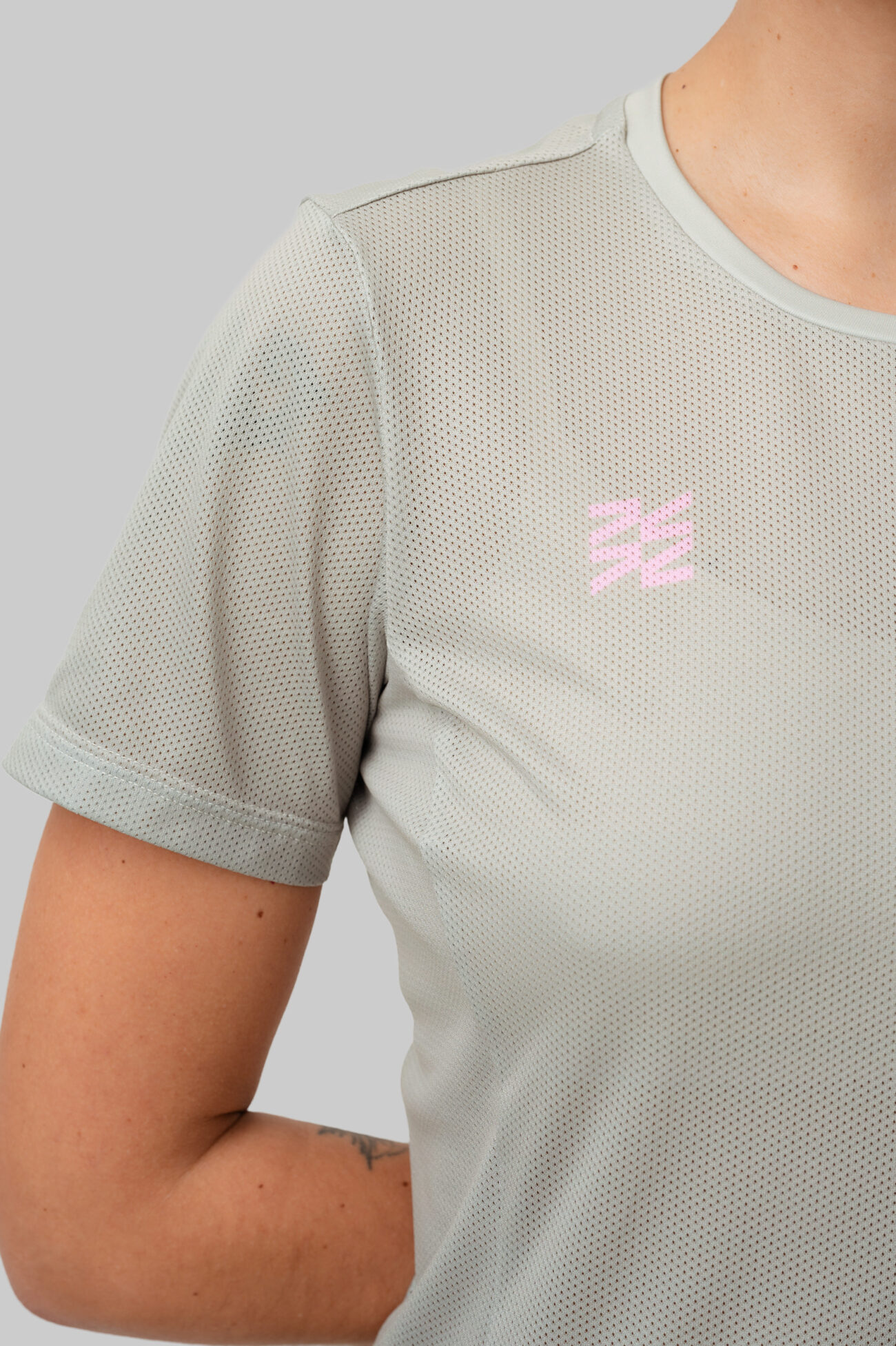 Женская Беговая Футболка VTR x ZELRUN Voodoo Dude Pink